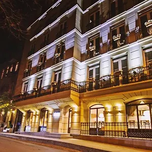 https://art-boutique-hotel.alltbilisihotels.com
